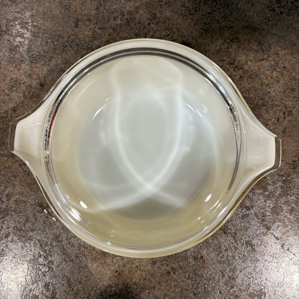 Pyrex Vintage Town and Country 1 1/2 Pint Pyrex Casserole with Lid 472 - Picture 4 of 8